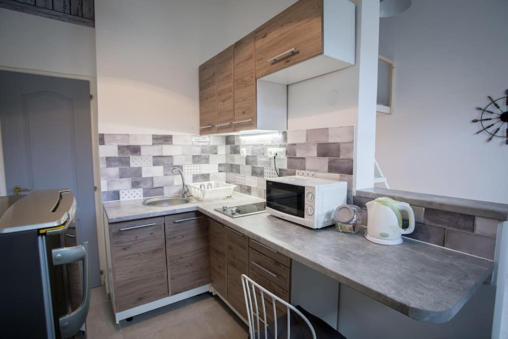 Cozy With Air Condition After Renovation